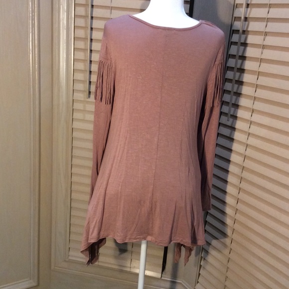 Coral Boutique Hi Lo Fringe Tunic Blouse - Picture 4 of 8